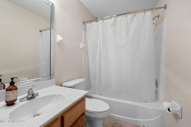 7207 Maple Grove Road, Olive Branch, MS 38654