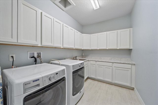 604 BISHOP BAY LOOP, Apopka, FL 32712