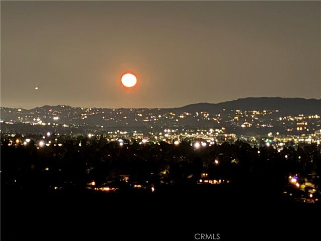 8742 Azul, West Hills, CA 91304