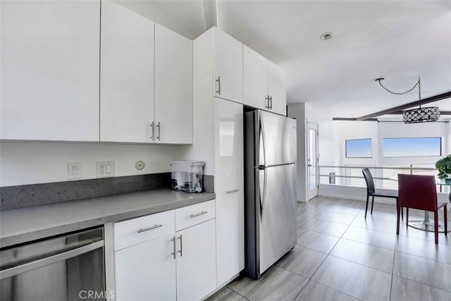 8742 Azul, West Hills, CA 91304