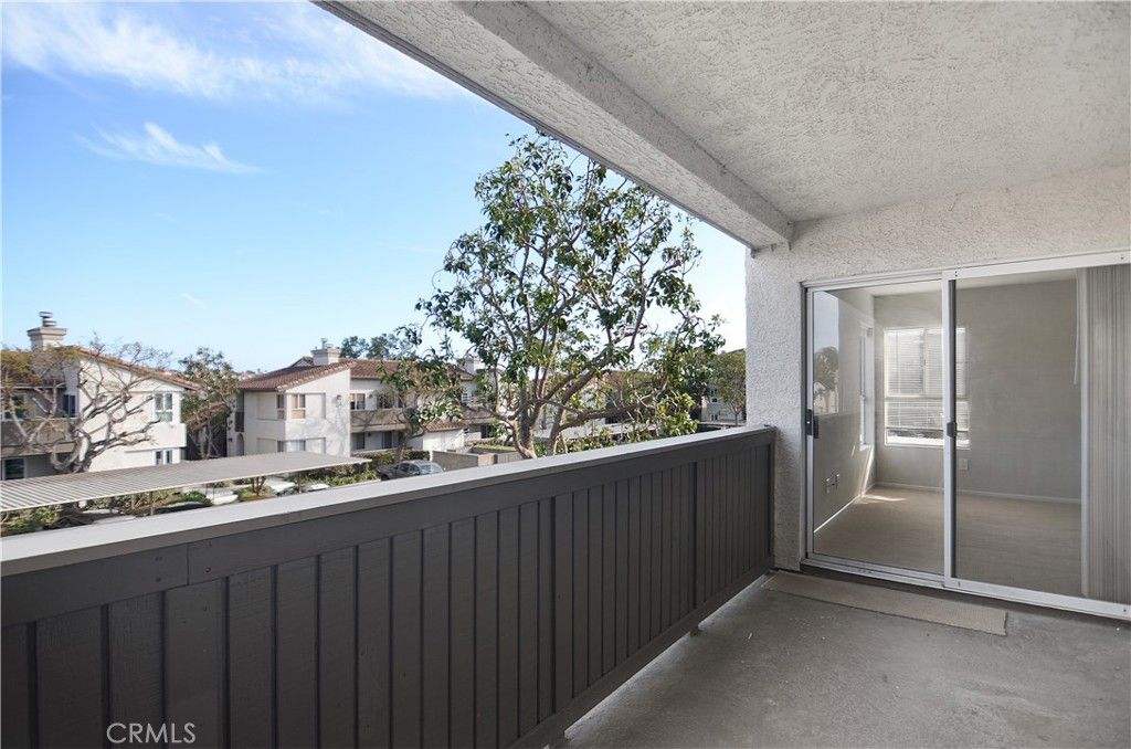 Image 16 of property listing at 52 Corniche Dr. G, Dana Point, CA 92629