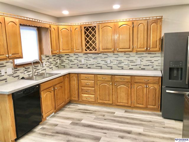 1136 Galloway Avenue, Lincoln, NE 68512