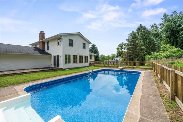 7374 Trillium Trail, Victor, NY 14564