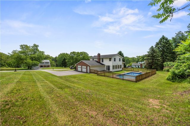 7374 Trillium Trail, Victor, NY 14564