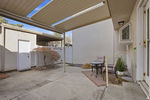 5647 S PARK PLACEWEST, Holladay, UT 84121