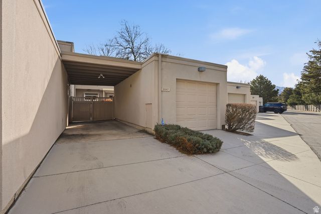 5647 S PARK PLACEWEST, Holladay, UT 84121