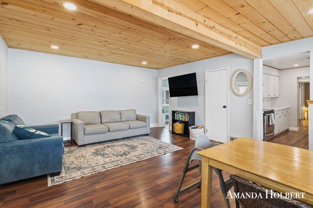 622 N Washington Street, Lowell, MI 49331