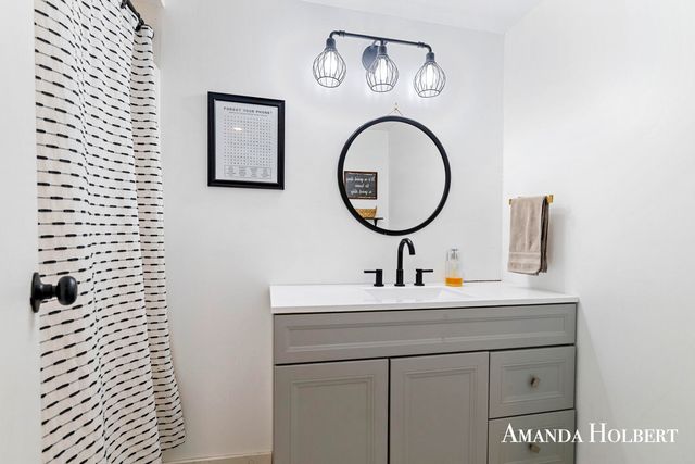 622 N Washington Street, Lowell, MI 49331