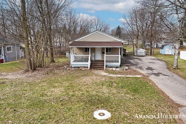 622 N Washington Street, Lowell, MI 49331