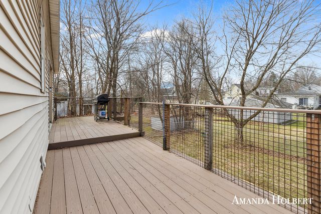 622 N Washington Street, Lowell, MI 49331