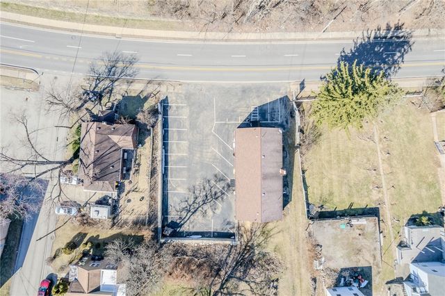 825 5th Ave, East Mckeesport, PA 15035