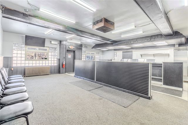 825 5th Ave, East Mckeesport, PA 15035