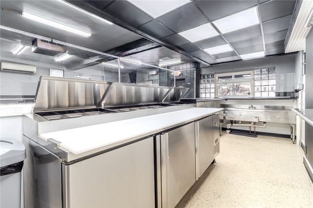 825 5th Ave, East Mckeesport, PA 15035