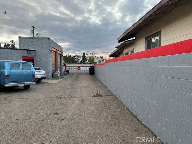 1129 S Lemon Street, Anaheim, CA 92805