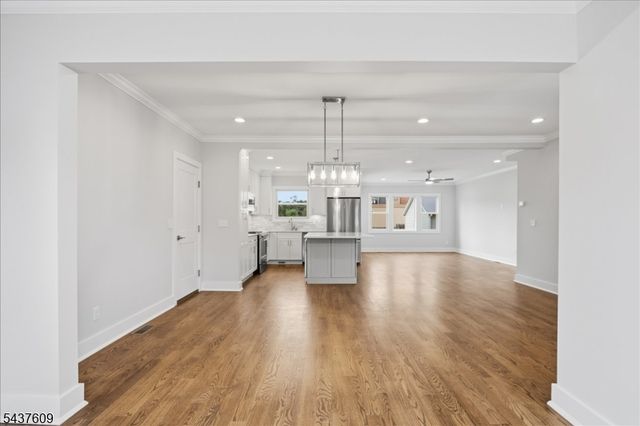 336 E 1St St, Clifton City, NJ 07011