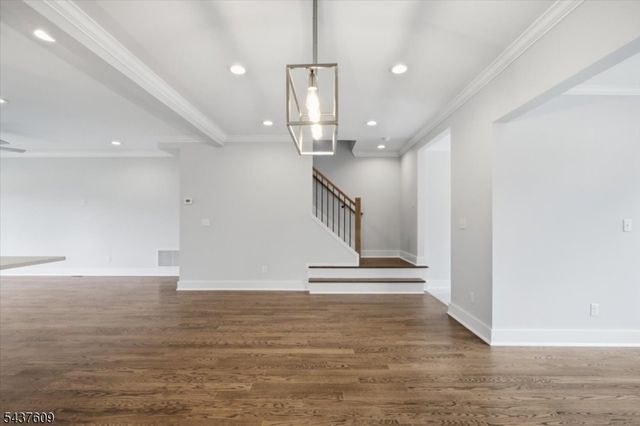 336 E 1St St, Clifton City, NJ 07011