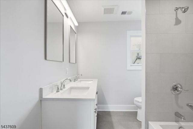 336 E 1St St, Clifton City, NJ 07011