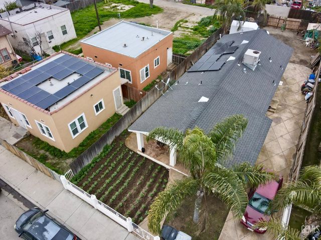 917 P Street, Bakersfield, CA 93304