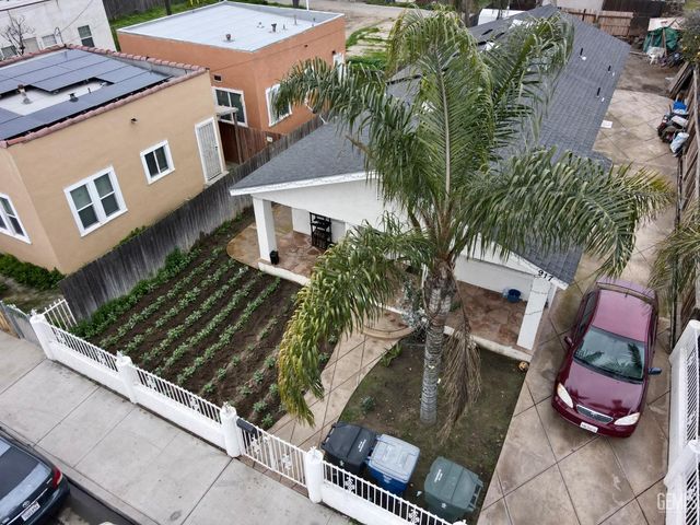 917 P Street, Bakersfield, CA 93304