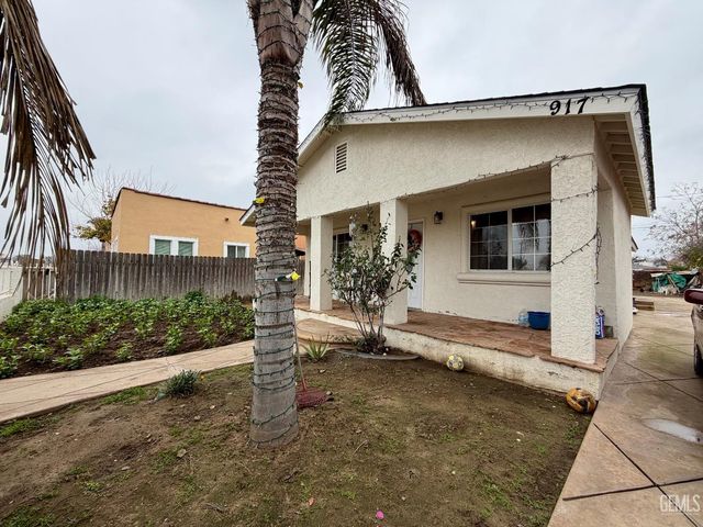 917 P Street, Bakersfield, CA 93304