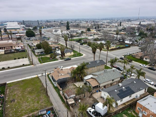 917 P Street, Bakersfield, CA 93304