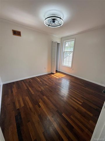 3262 Harding Street, Dearborn, MI 48124