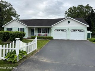 35 Seventh Avenue, Hudson Falls, NY 12839