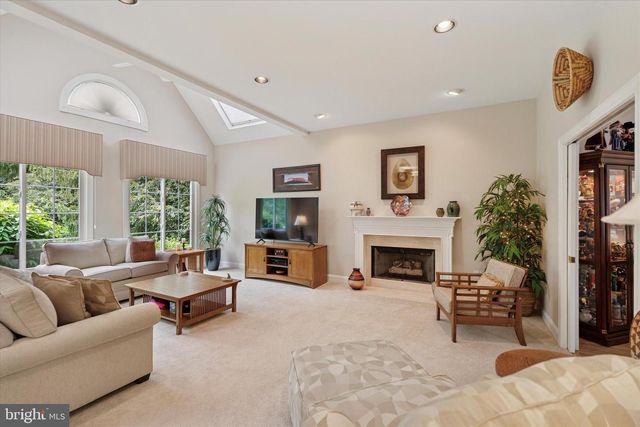 20 DORCHESTER WAY, Phoenixville, PA 19460