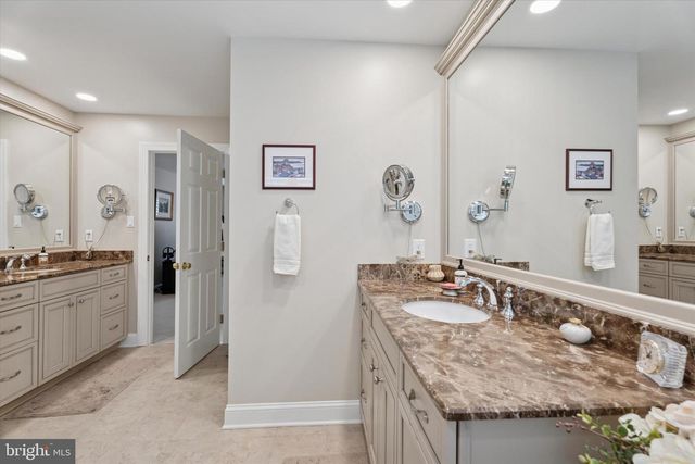 20 DORCHESTER WAY, Phoenixville, PA 19460