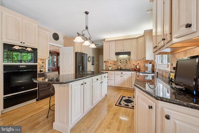 20 DORCHESTER WAY, Phoenixville, PA 19460