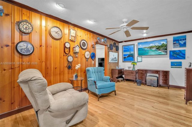 1911 N 53rd Ave, Hollywood, FL 33021