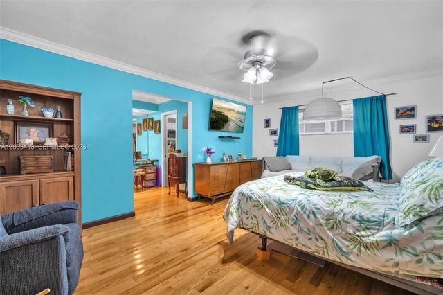 1911 N 53rd Ave, Hollywood, FL 33021