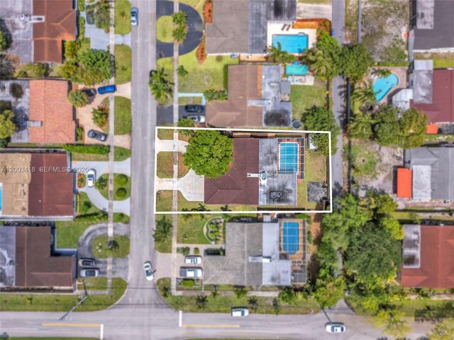 1911 N 53rd Ave, Hollywood, FL 33021