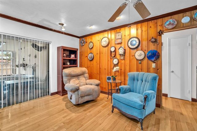 1911 N 53rd Ave, Hollywood, FL 33021