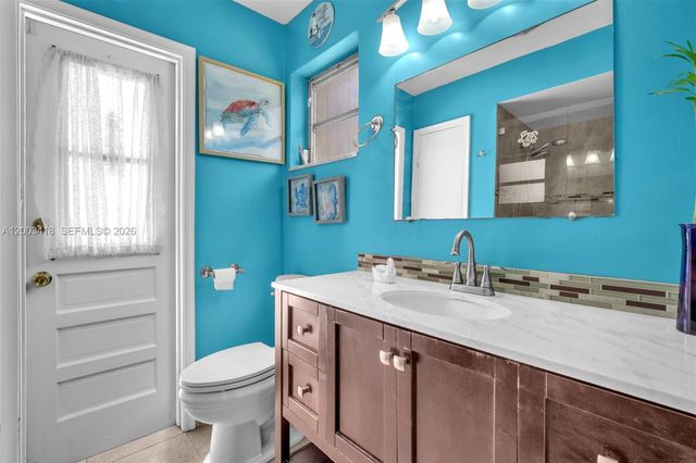 1911 N 53rd Ave, Hollywood, FL 33021