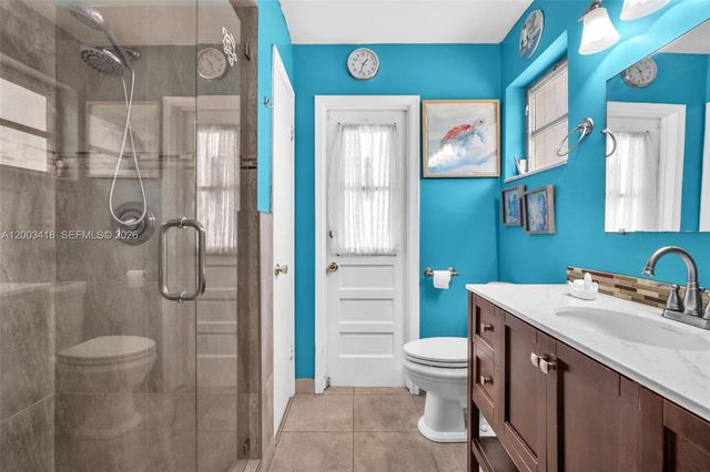 1911 N 53rd Ave, Hollywood, FL 33021