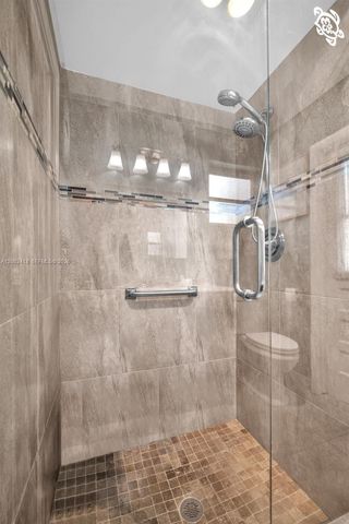 1911 N 53rd Ave, Hollywood, FL 33021