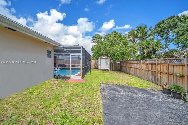 1911 N 53rd Ave, Hollywood, FL 33021