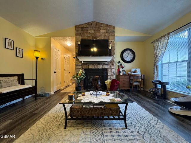 628 Broadview Drive, Sevierville, TN 37862