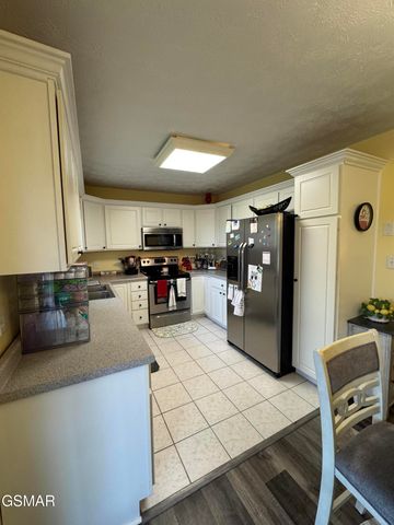 628 Broadview Drive, Sevierville, TN 37862