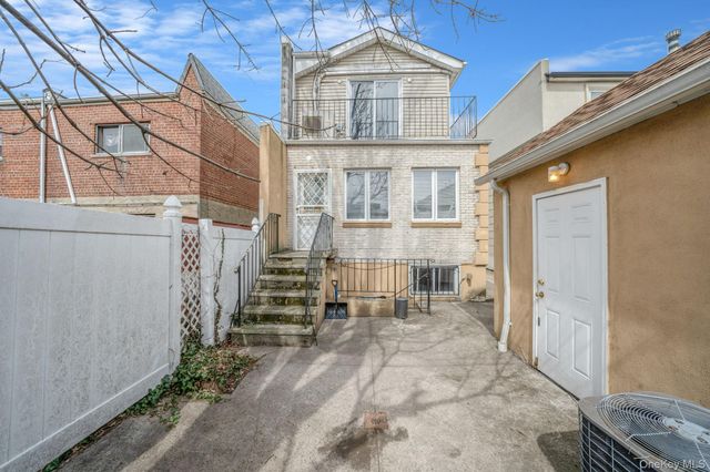 2858 Sampson Avenue, Bronx, NY 10465