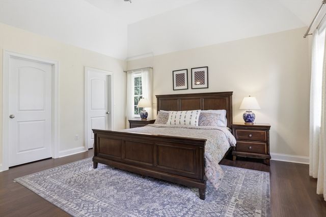 4 Murray Hill Circle, Wilmington, MA 01887