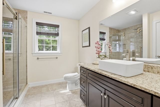 4 Murray Hill Circle, Wilmington, MA 01887