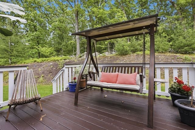 4 Murray Hill Circle, Wilmington, MA 01887