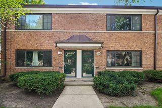 738 Dodge Avenue, Evanston, IL 60202