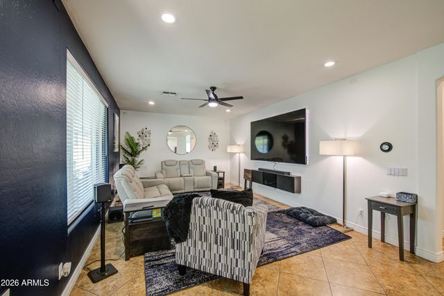10926 W Locust Lane, Avondale, AZ 85323