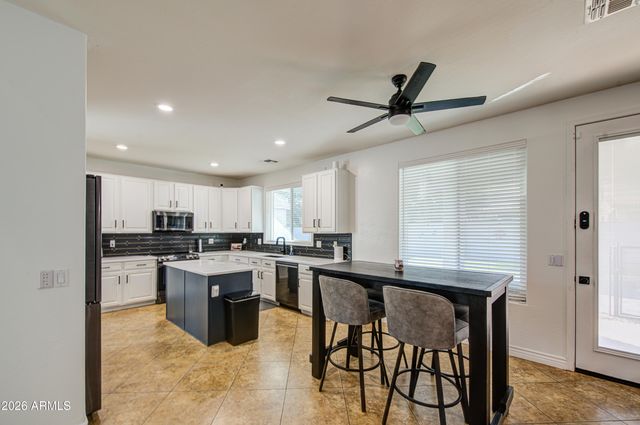 10926 W Locust Lane, Avondale, AZ 85323