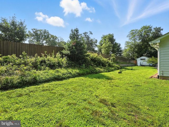 7935 MAPLEWOOD DR, Manassas, VA 20111