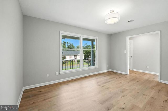 7935 MAPLEWOOD DR, Manassas, VA 20111