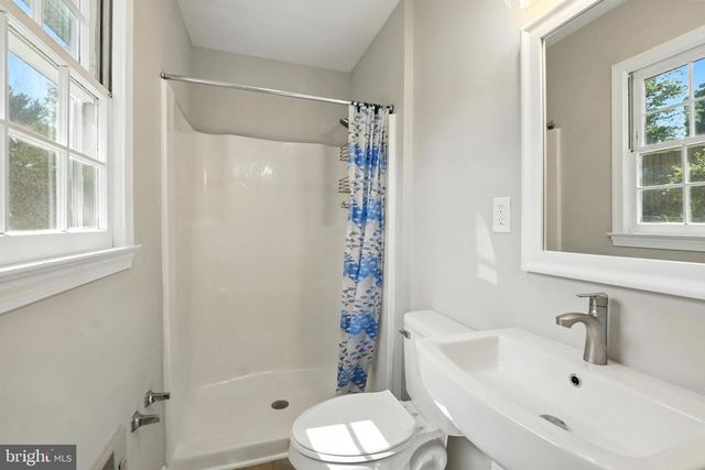 7935 MAPLEWOOD DR, Manassas, VA 20111